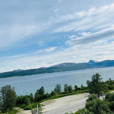 Apartment In Tromso With Sea And Mountain View 외부 사진