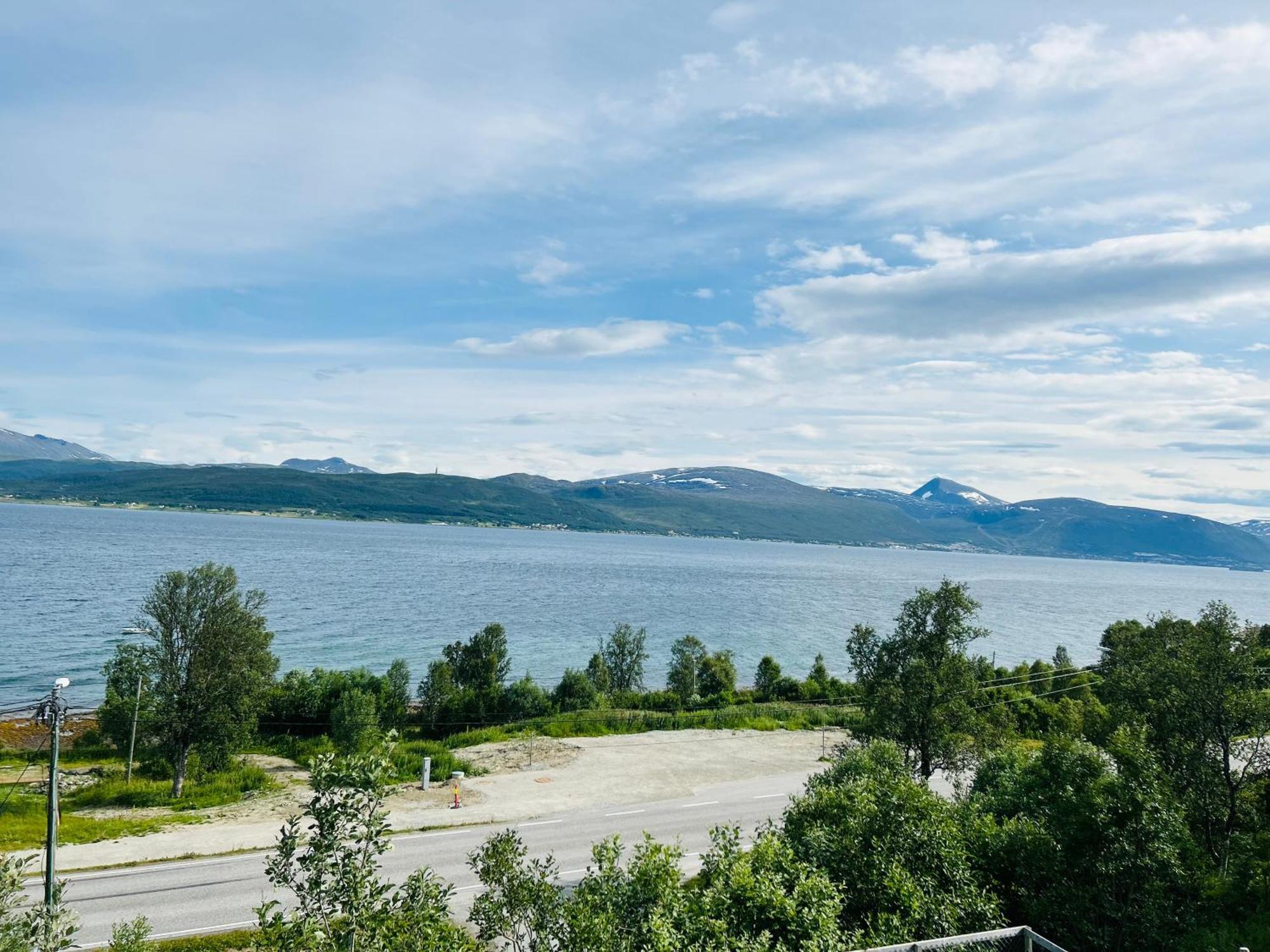 Apartment In Tromso With Sea And Mountain View 외부 사진